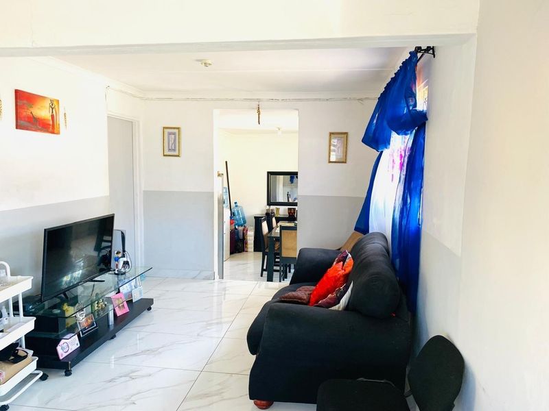 Peaceful Family Home Won't Be On The Market For Long.... - Photo 6