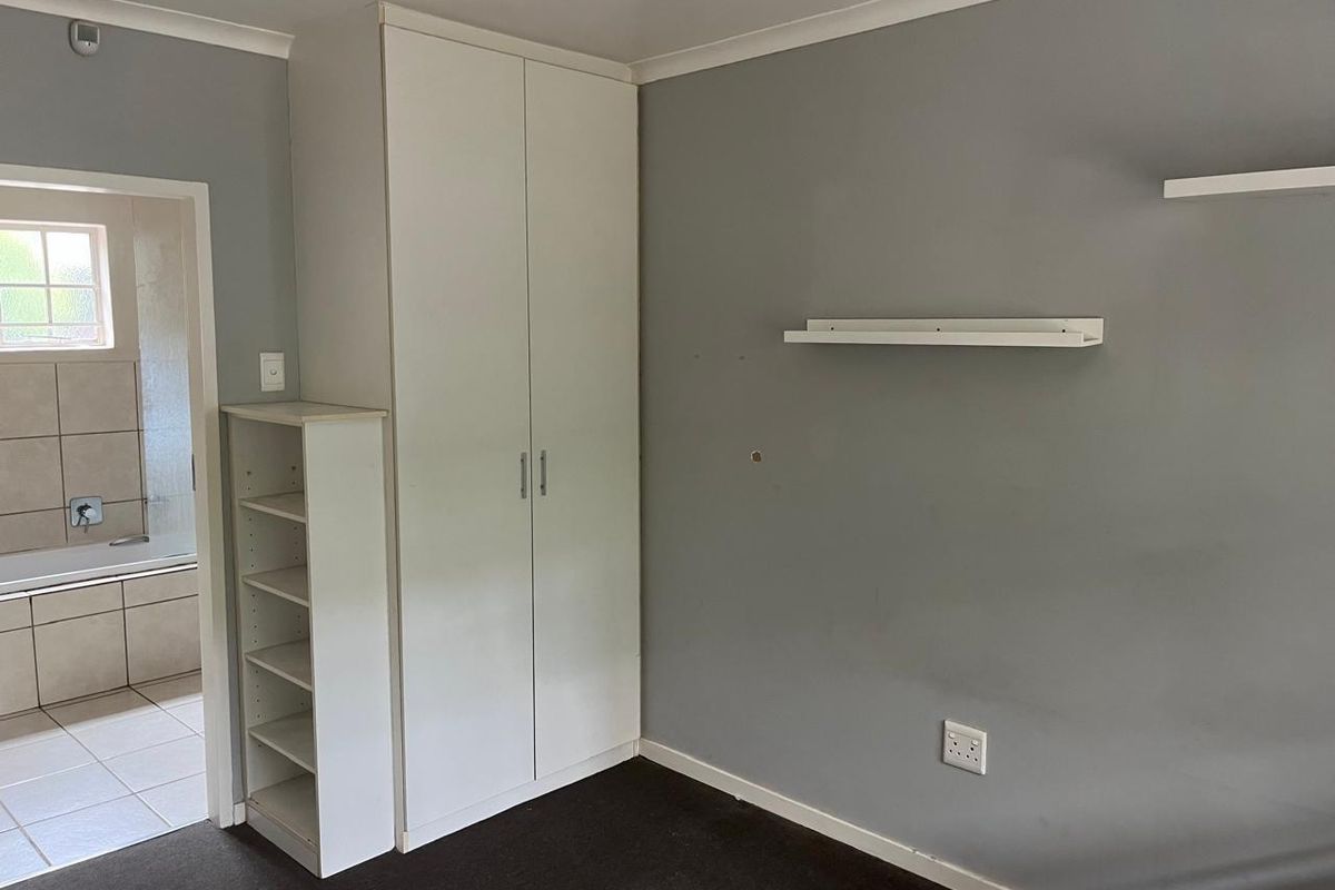 2 Bedroom to rent in Hatfield - Photo 4