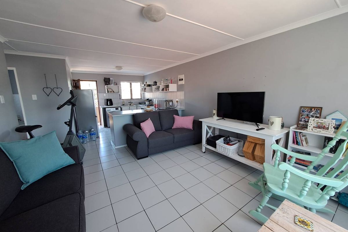 Just move in! - Photo 3
