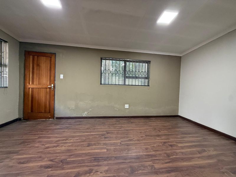 Charming Studio Flat in Prime Rivonia Location - Photo 2