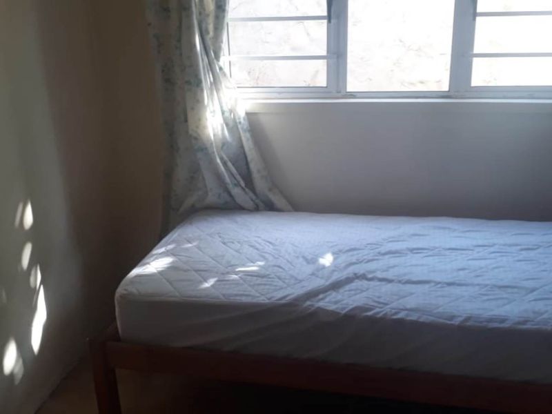 Male Student Accommodation - Summerstrand - Photo 8