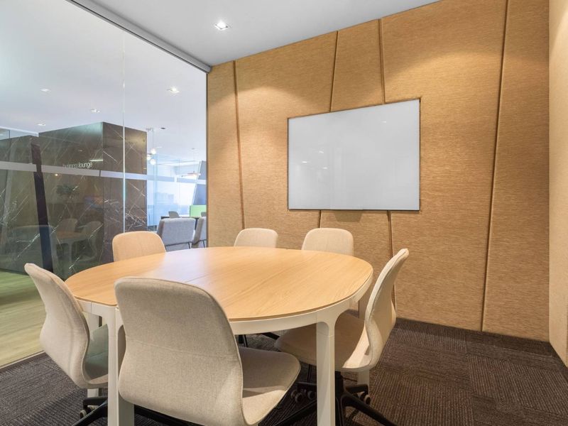 Choose the services you need with a flexible virtual office plan - Photo 3