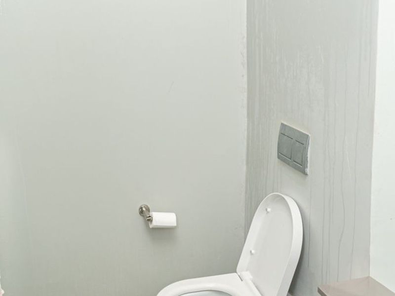 Spacious Luxury Bachelor Apartment FOR SALE in Maboneng - Photo 9