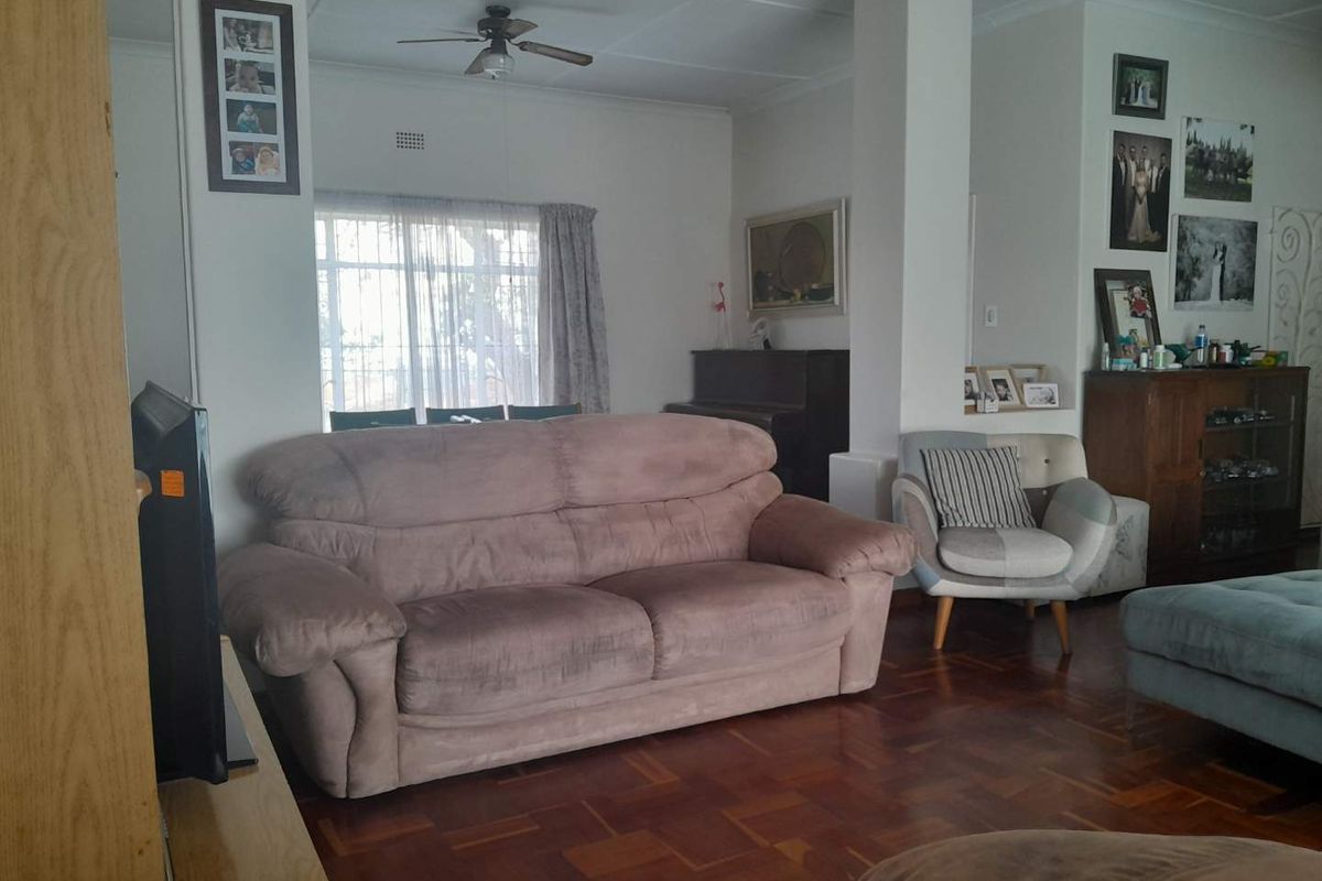 Spacious 4 Bedroom Family Home in Lunmeyer - Photo 4