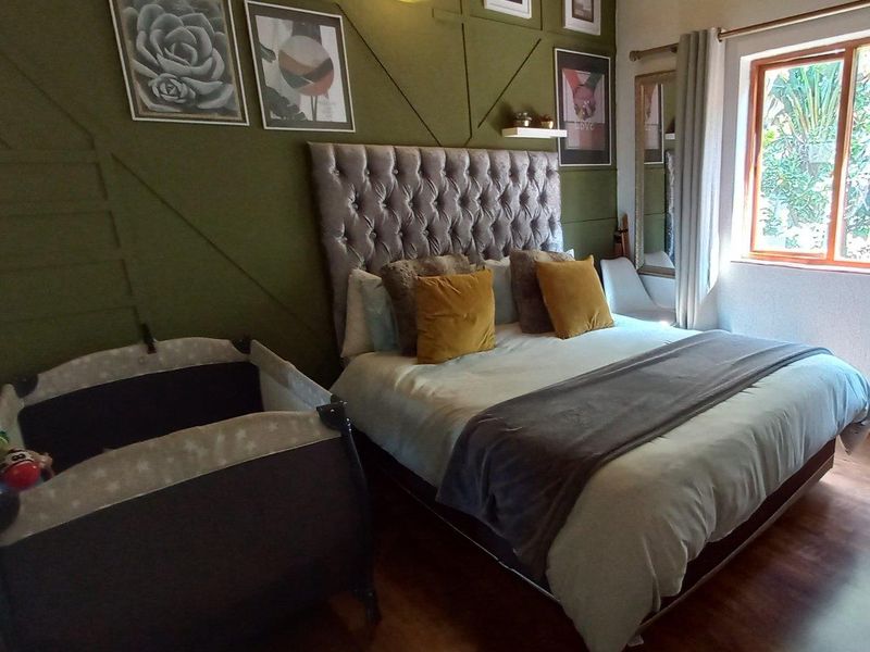 Spacious 3 Bed, 2 Bath Apartment - Paulshof - Photo 10