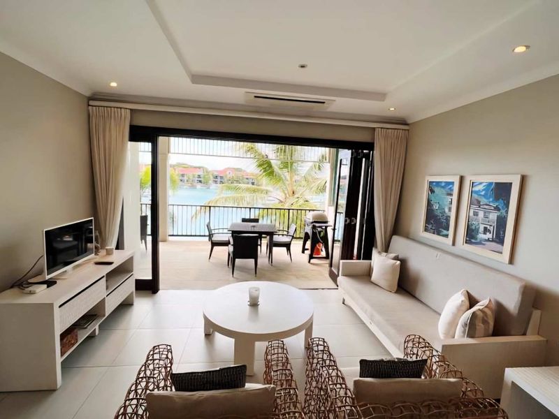 SPACIOUS ONE BEDROOM TWO BATHROOM APARTMENT WITH RENTAL LICENSE - Photo 3