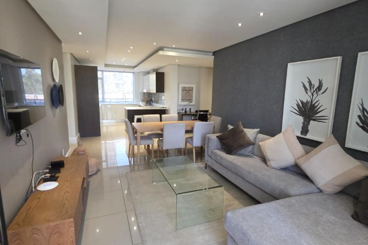 FABULOUS EXECUTIVE FULLY FURNISHED 2 BED APARTMENT - Photo 4