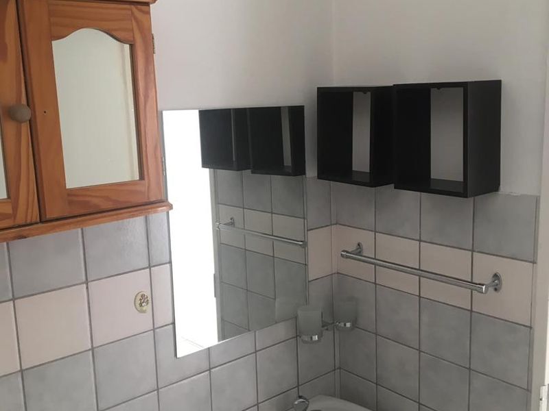 Townhouse in Avis for Sale | N$ 2 000 000 - Photo 10