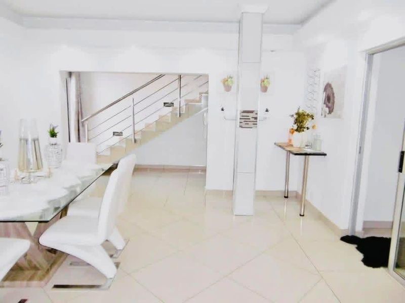 🏡 FOR SALE | EXCLUSIVE SOLE MANDATE - Photo 1