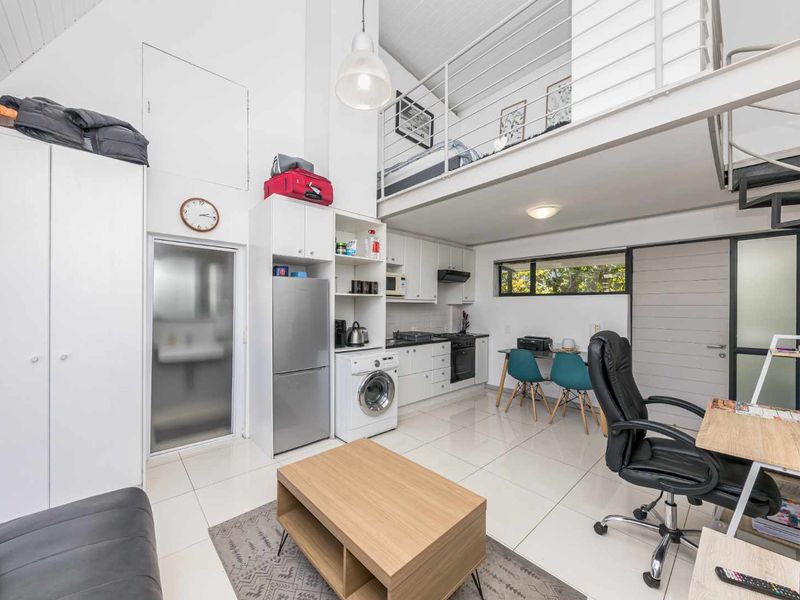 Next to UCT Medical Campus and Grootte Schuur - Photo 5