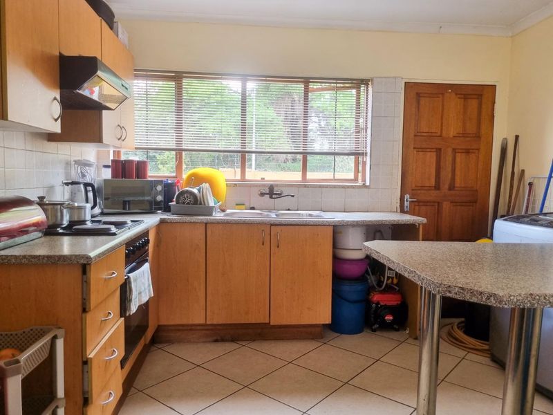 Lock Up and Go Family Apartment - Photo 5