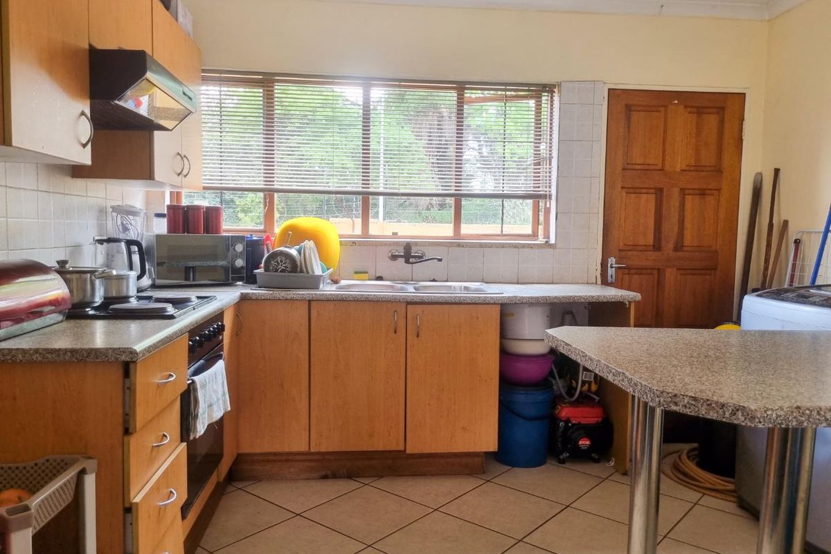 Lock Up and Go Family Apartment - Photo 5