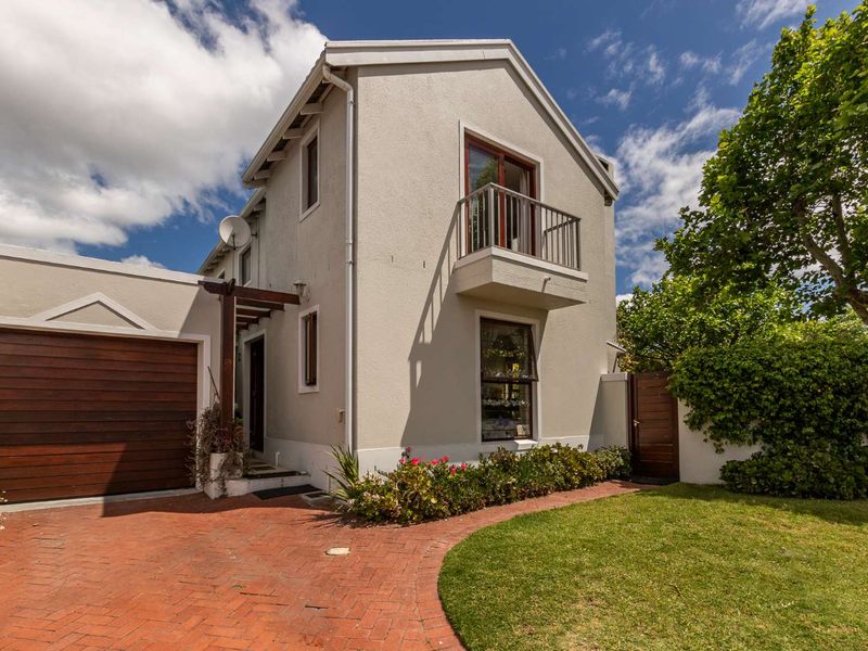 Estate Living in the Silver Mile, Rondebosch - Photo 2