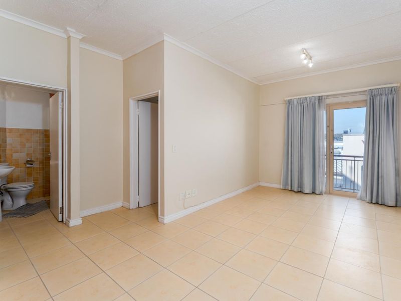 Ideal for First-Time Buyers or Investors - Photo 4