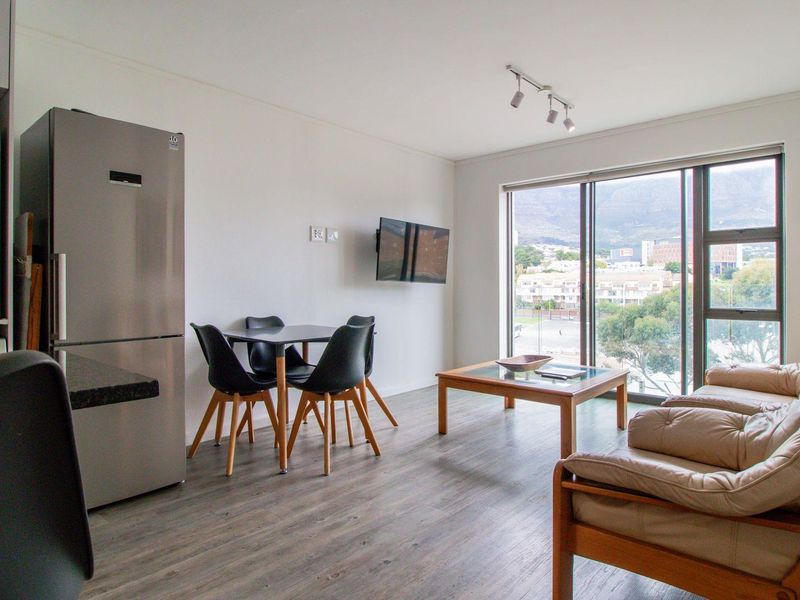 Further Reduced: Fully Furnished Investment Dream. - Photo 7