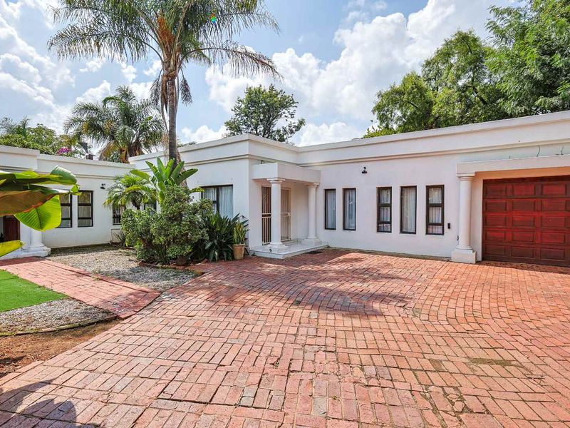 Prime Waterkloof Ridge Living with Space, Potential & Prestige - Photo 2