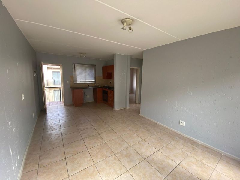 2 Bedroom Apartment for sale - Photo 5