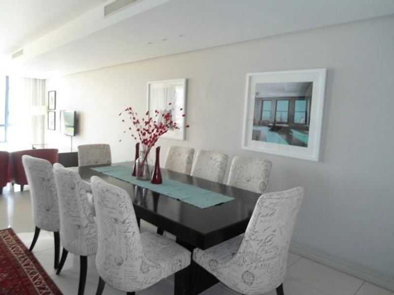 Lovely Furnished 2 Bedroom Apartment on The Emperor - Photo 5
