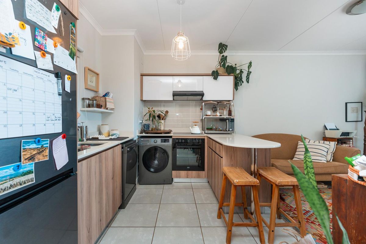 Modern 1 Bedroom Apartment in Ballito Central - Photo 2