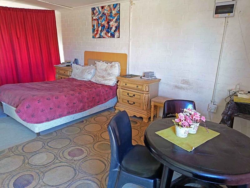 Jump on the Property Ladder - Photo 8