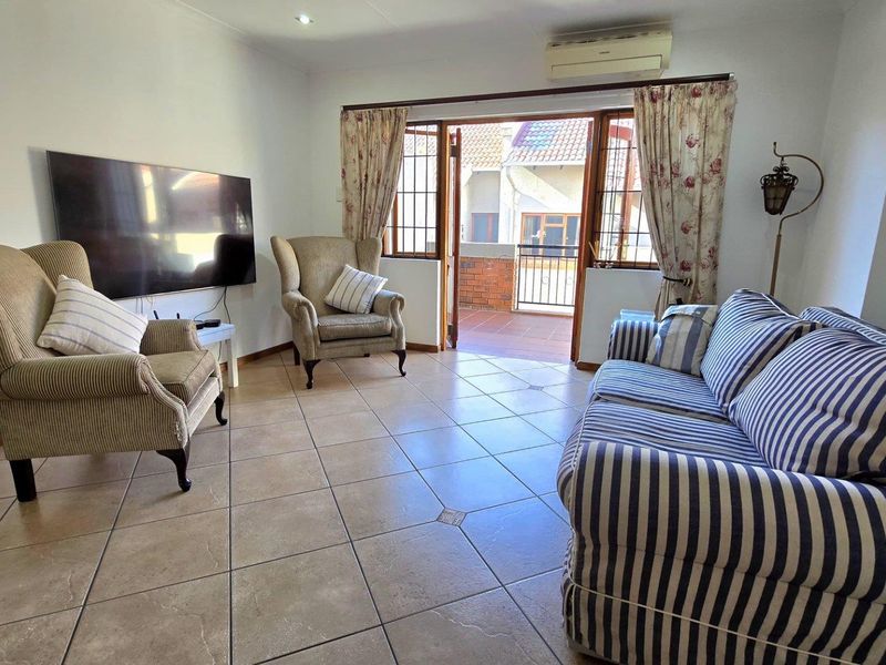 2 Bedroom Apartment / Flat for Sale in Meyersdal - Photo 3