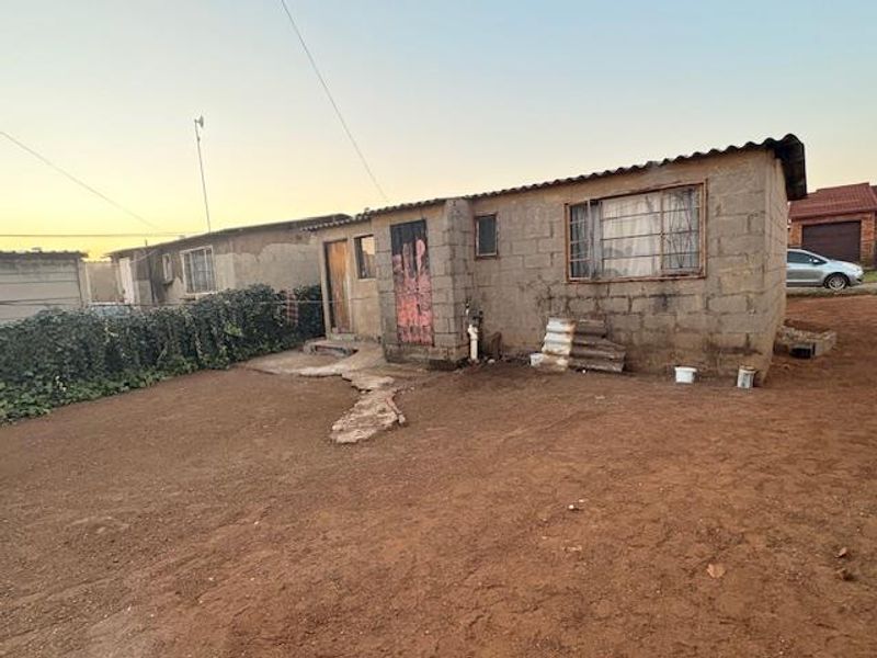 Investors dream in the heart of Tsakane - Photo 4