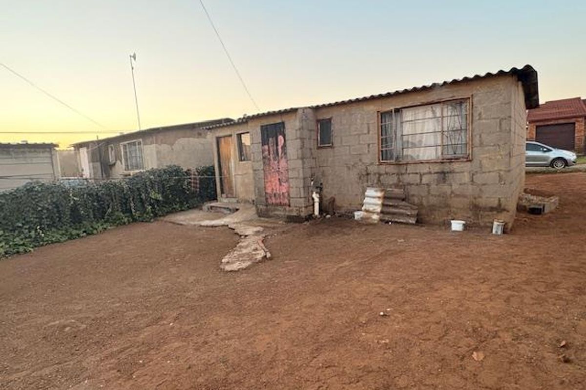 Investors dream in the heart of Tsakane - Photo 4
