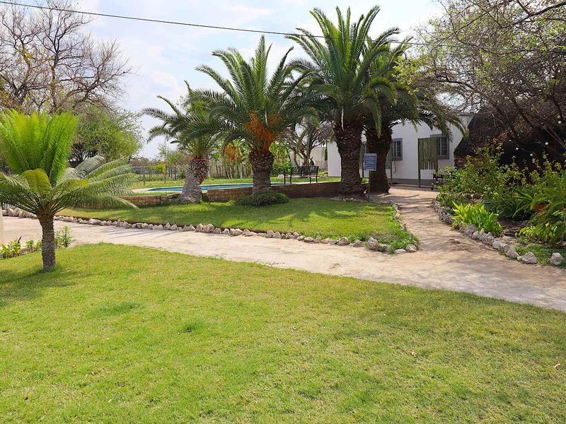 Established Lodge for Sale on Leasehold Land with Bar, Restaurant & Accommodation - Tsumkwe - Photo 9