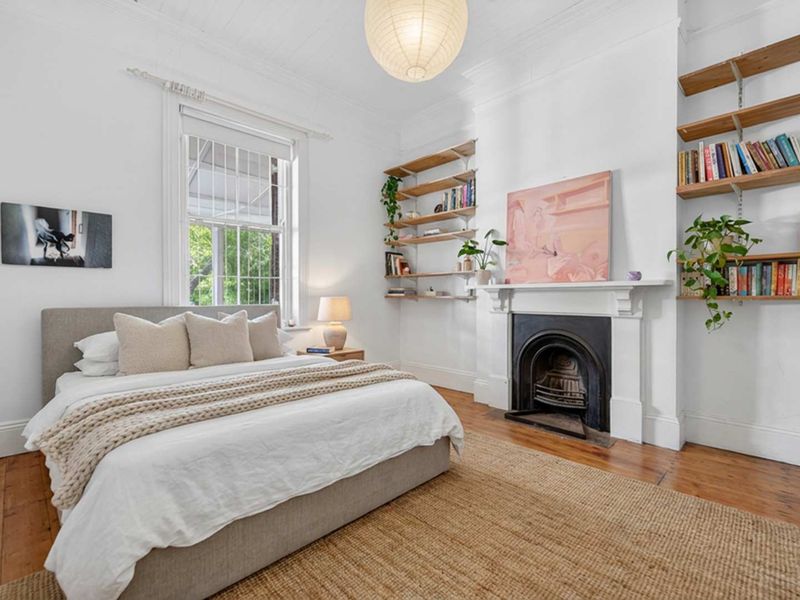 A Grand old Dame of the City Bowl - Photo 9