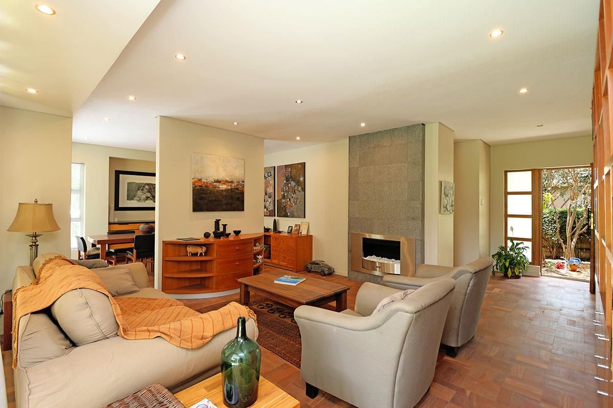 Modern Comfort Meets Elegance in Sandringham - Photo 2