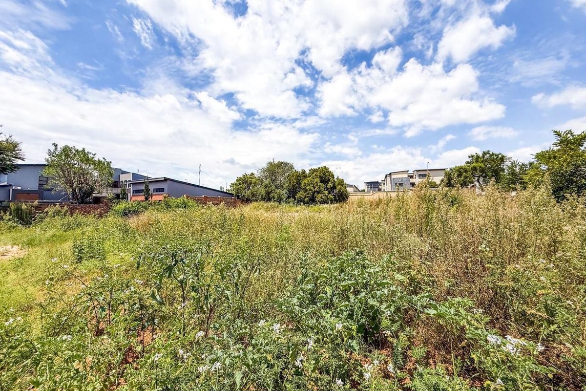 Discover a truly exceptional opportunity to create your dream home in the prestigious The Ridge Estate - Photo 3