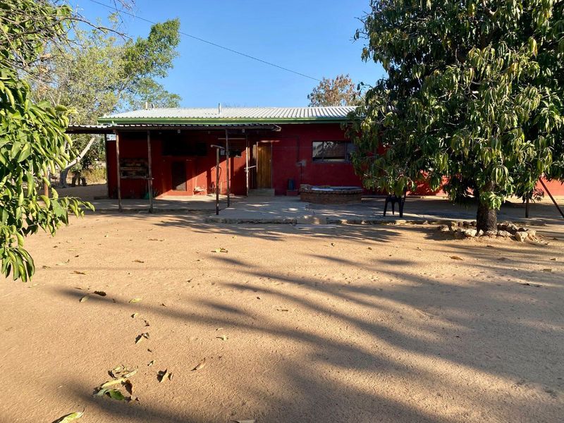 Great deal , spacious plot - Photo 2