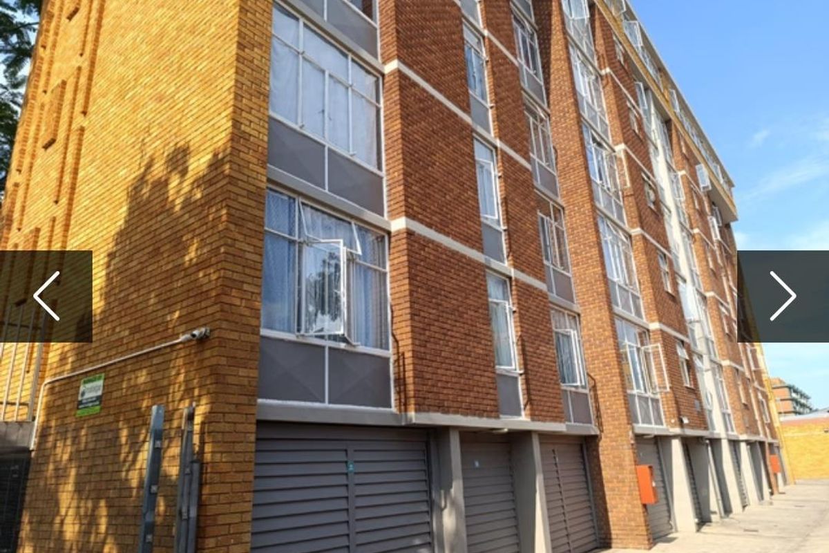 **Charming 2-Bedrooms m Flat in the Heart of Sunnyside** - Photo 2