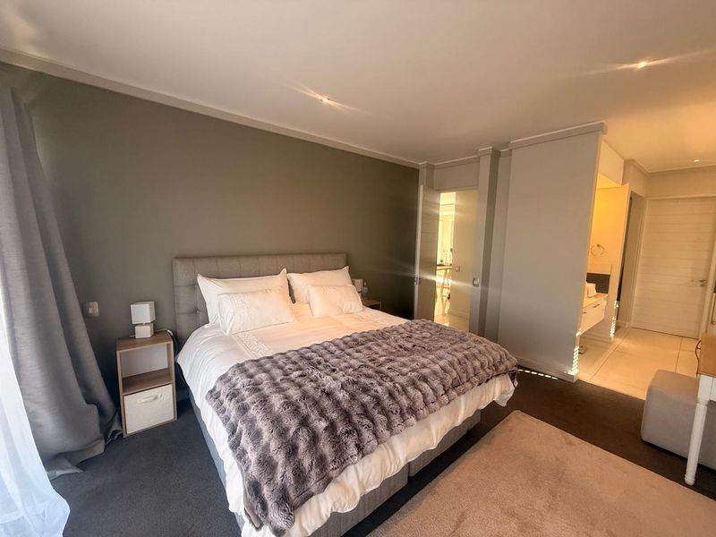 Elegant Apartment Living in Ebotse - Photo 3