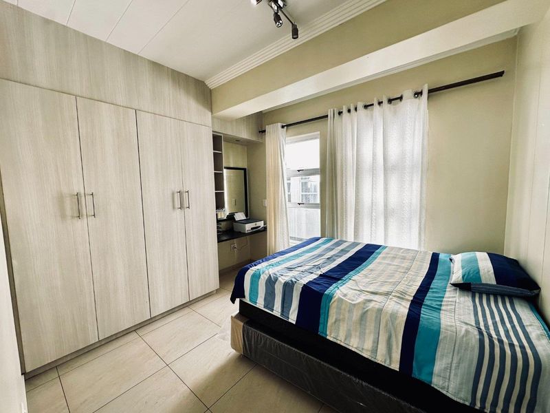 2 Bedroom Apartment TO LET in Kleine Kuppe - Photo 2