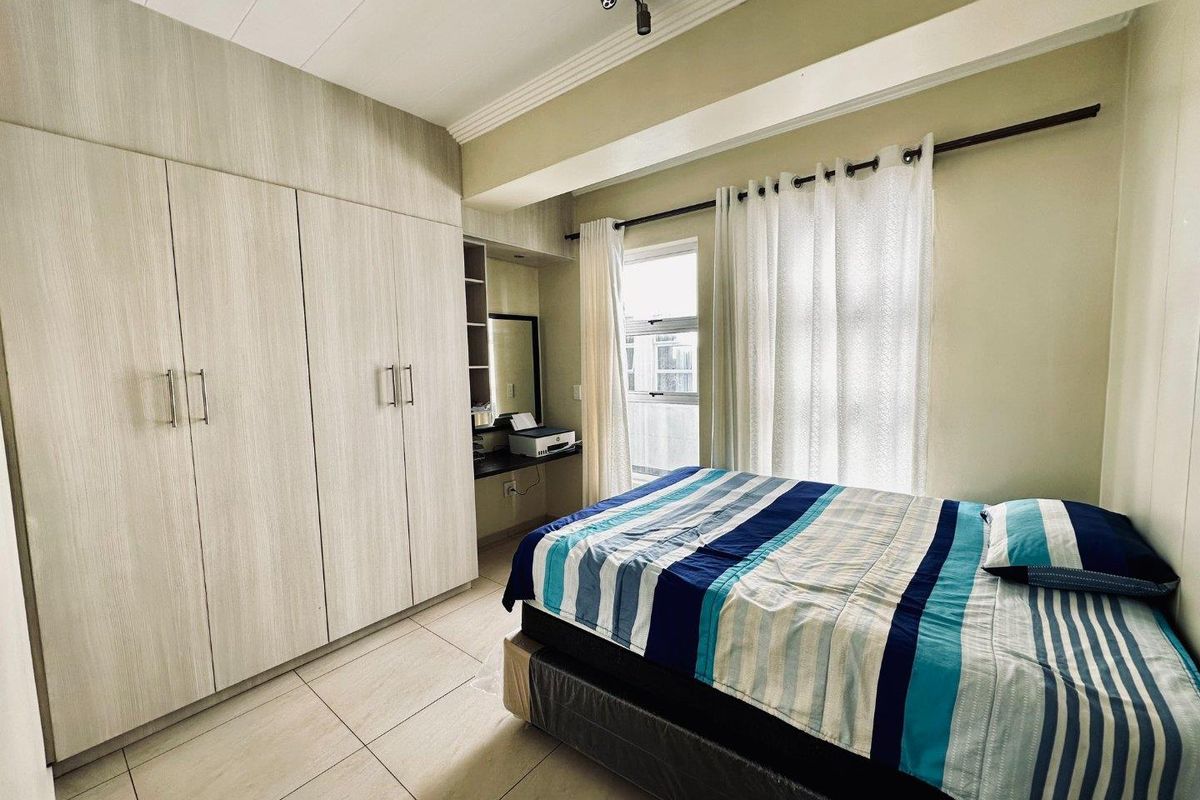 2 Bedroom Apartment TO LET in Kleine Kuppe - Photo 2