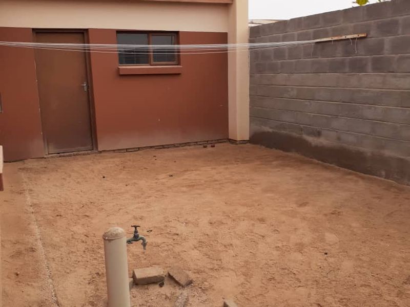 BUSINESS OPPORTUNITY WITH FLATLET FOR SALE IN HENTIES BAY – NAMIBIA - Photo 7
