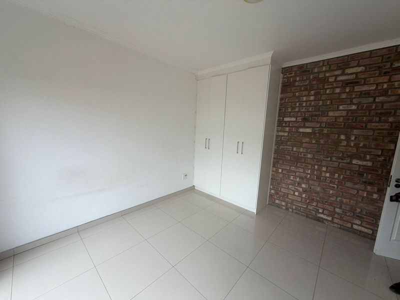 🏡 FREE-STANDING, 3-BEDROOM HOUSE TO RENT | Kleine Kuppe – Gamsa Street - Photo 9