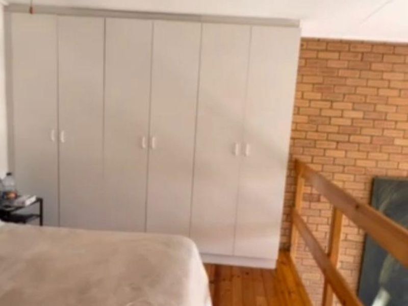 FURNISHED LOFT in THE SPOT. - Photo 7