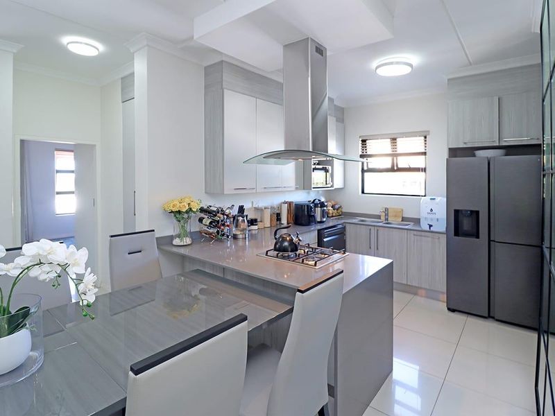 3bed 2 bath - Photo 10