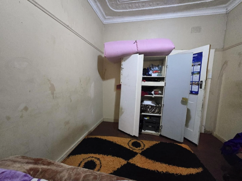 **Charming 3-Bedroom House For Sale in Rosettenville, Johannesburg** - Photo 7