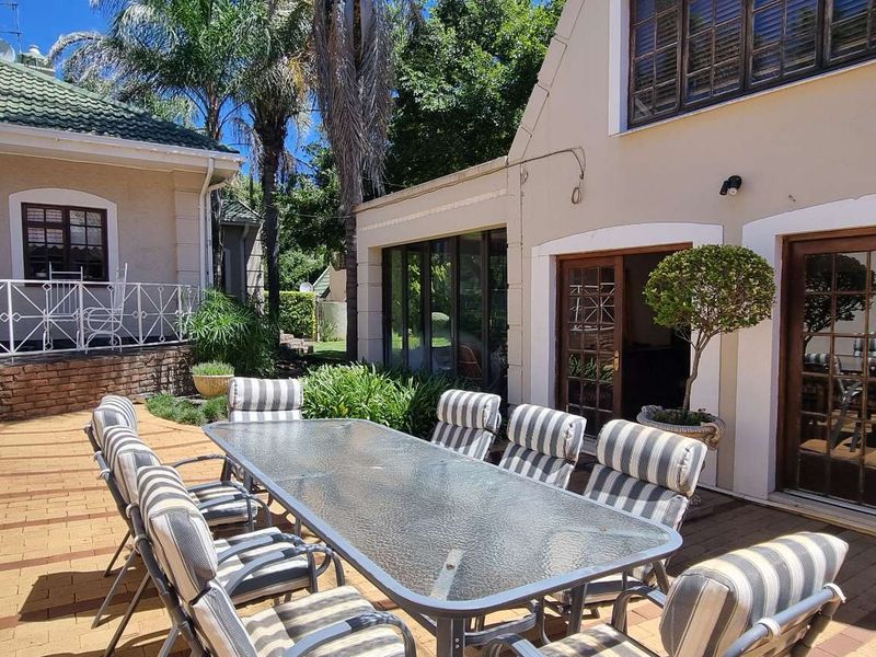 Spacious Living. Income Potential. Prime Location. - Photo 2