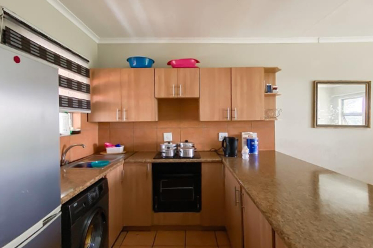 Sunny And Cosy - Photo 3