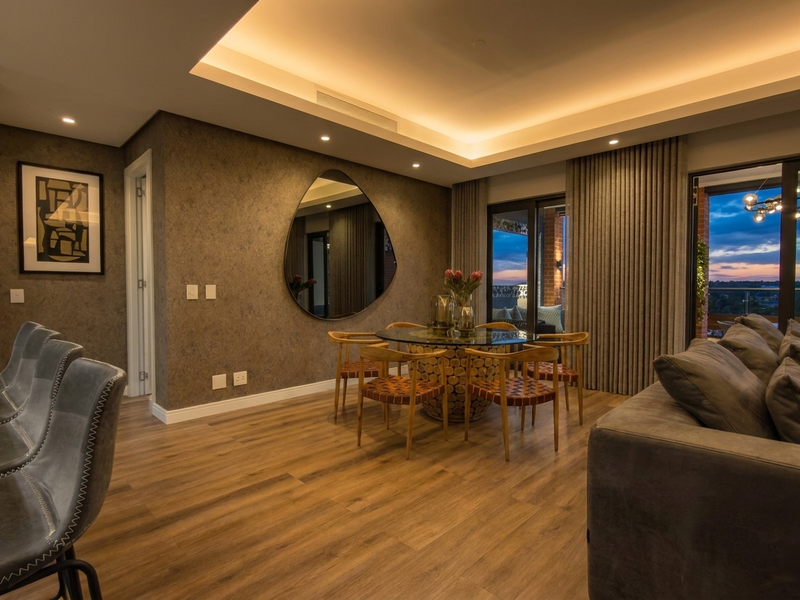 Sophisticated Fully Furnished 3-Bedroom Residence in Steyn City City Centre - Photo 4