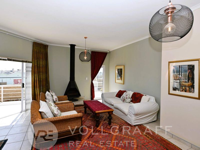 Three Bedroom Townhouse for Sale - Vogelstrand - Photo 3