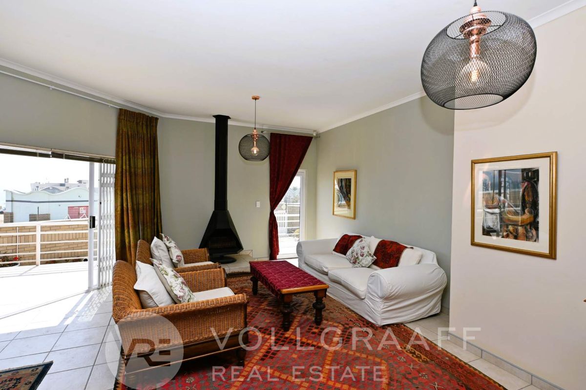 Three Bedroom Townhouse for Sale - Vogelstrand - Photo 3