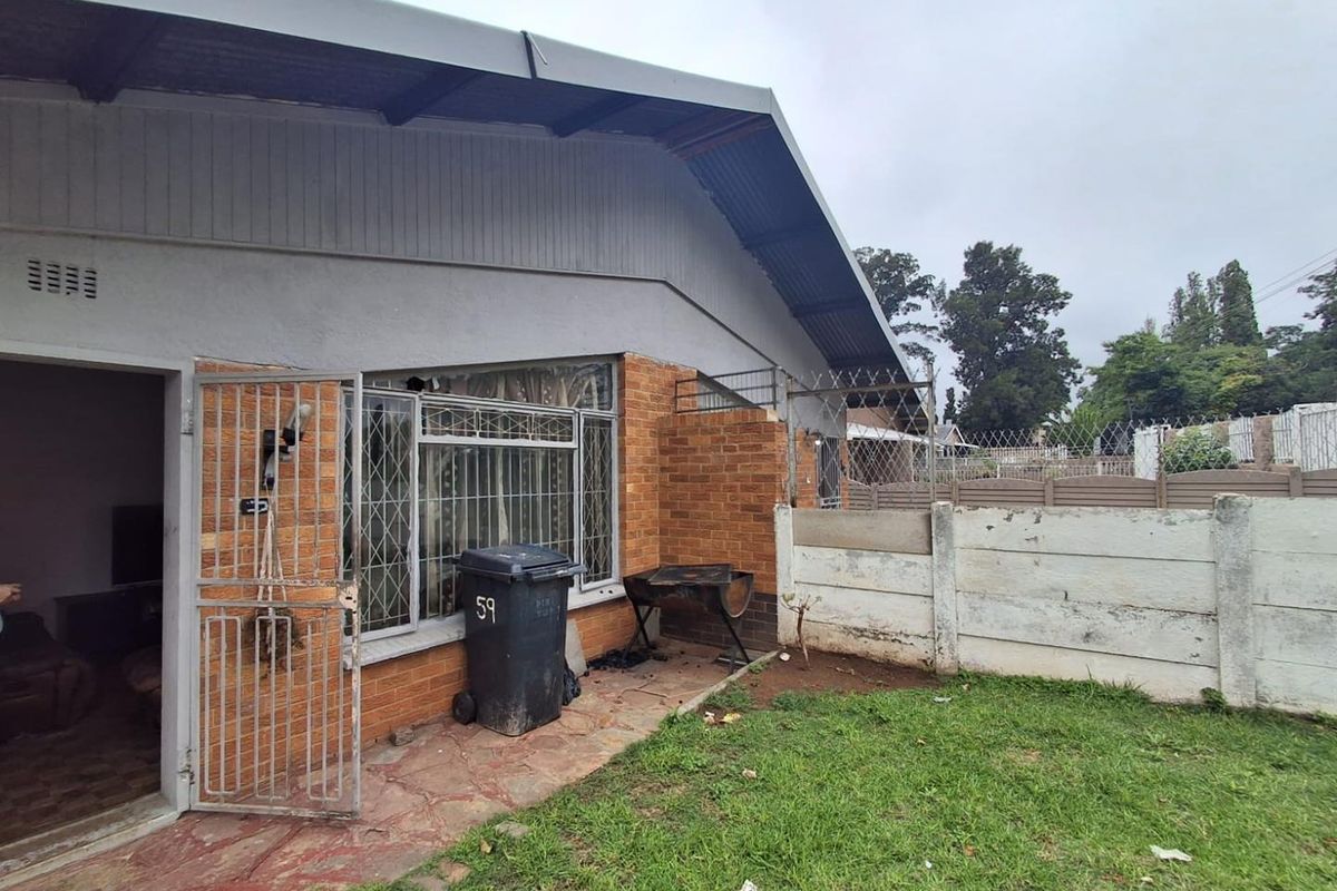 Two Matching Semi-Detached Homes on One Stand in West Turffontein - Photo 2