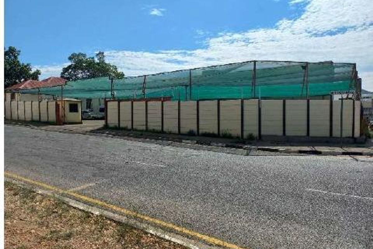 Commercial Property for Sale – Prime Business‐Zoned Erf in the Heart of Windhoek - Photo 2
