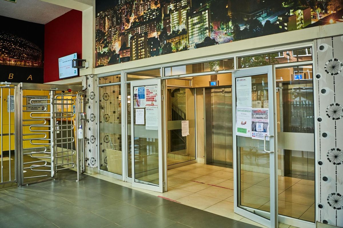 Ukhamba Mansions Berea | Zero Deposit Option Available !!! - Photo 3