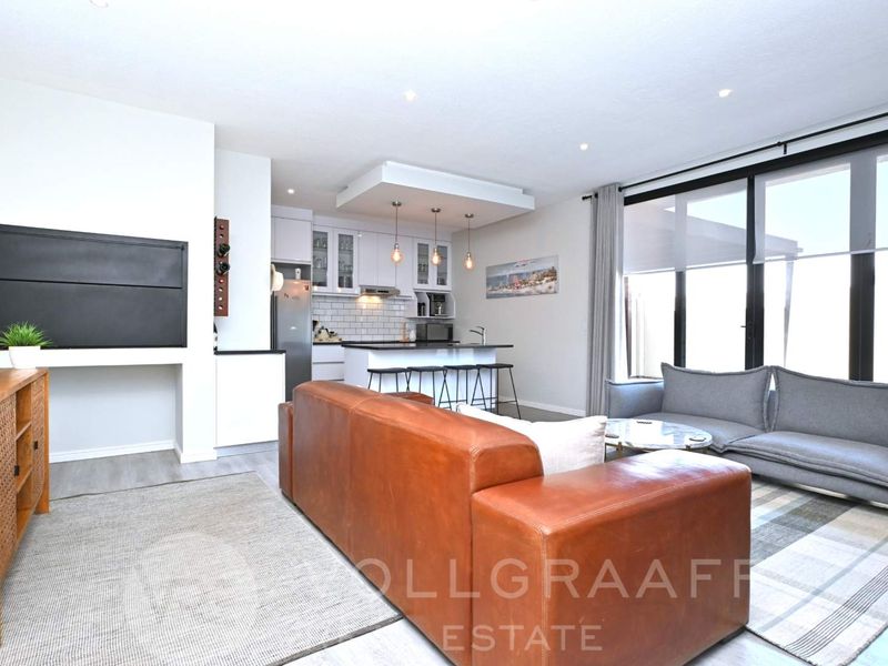 Elevated Coastal Elegance - Photo 5